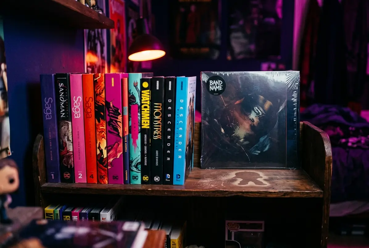 Z2 Comics and the Fragile Economics of the Rockstar-to-Retail Pipeline 2 A partial collector bundle suggesting an incomplete promise.